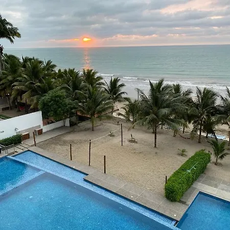 Departamentos Frente Al Mar En Resort Playa Azul-Tonsupa Exterior photo