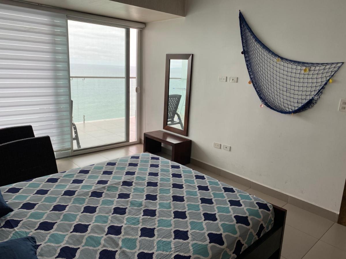 Departamentos Frente Al Mar En Playa Azul-tonsupa Apartment