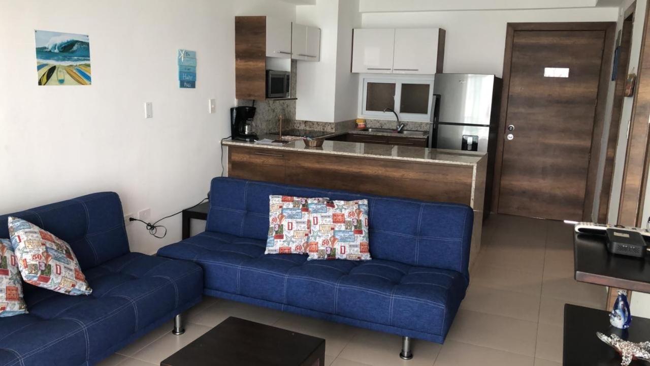 Apartamento Departamentos Frente Al Mar En Playa Azul-tonsupa