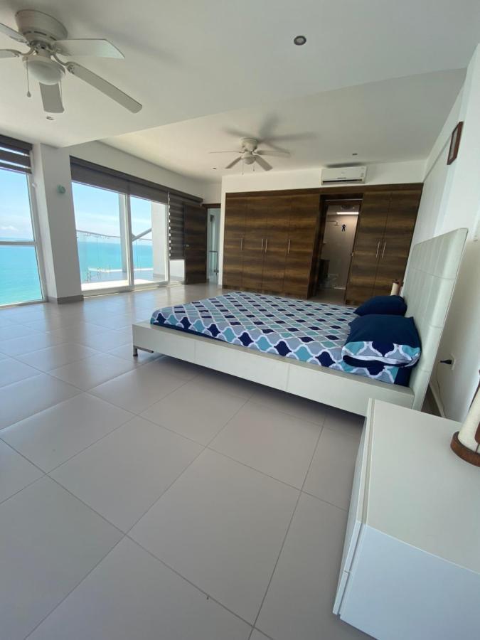 Apartment Departamentos Frente Al Mar En Playa Azul-tonsupa Tonsupa