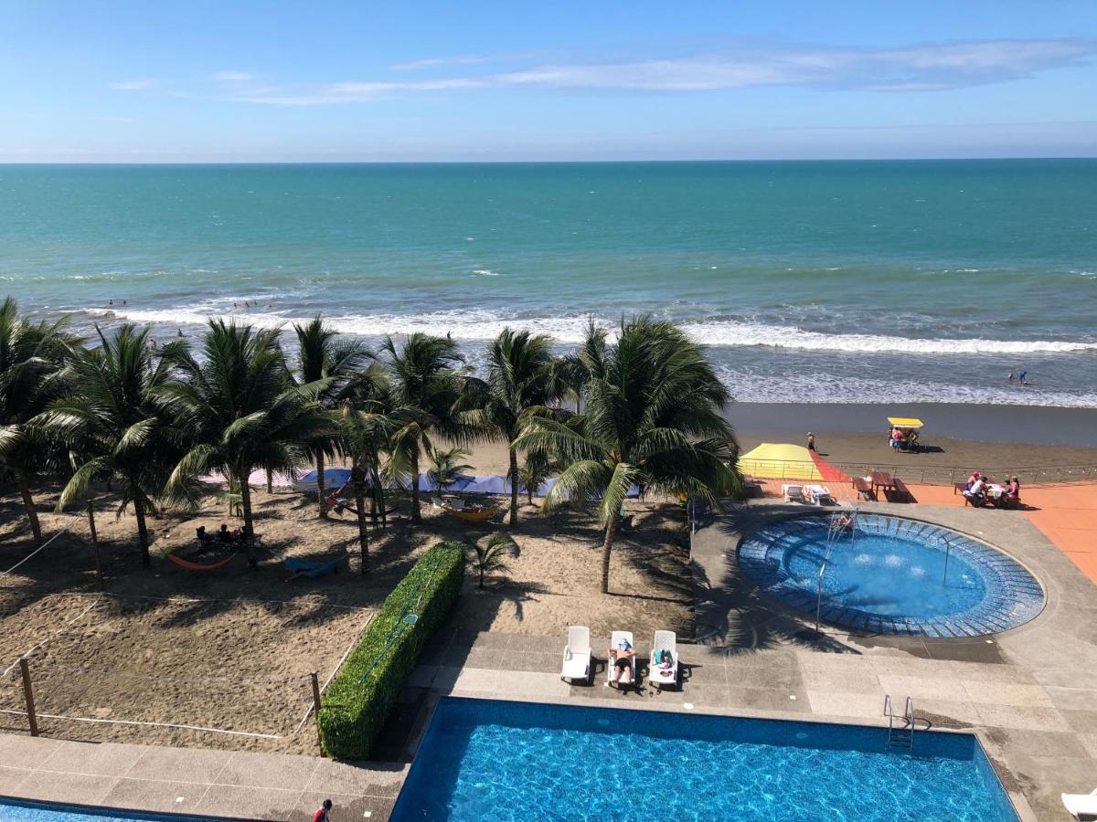 Apartamento Departamentos Frente Al Mar En Playa Azul-tonsupa *