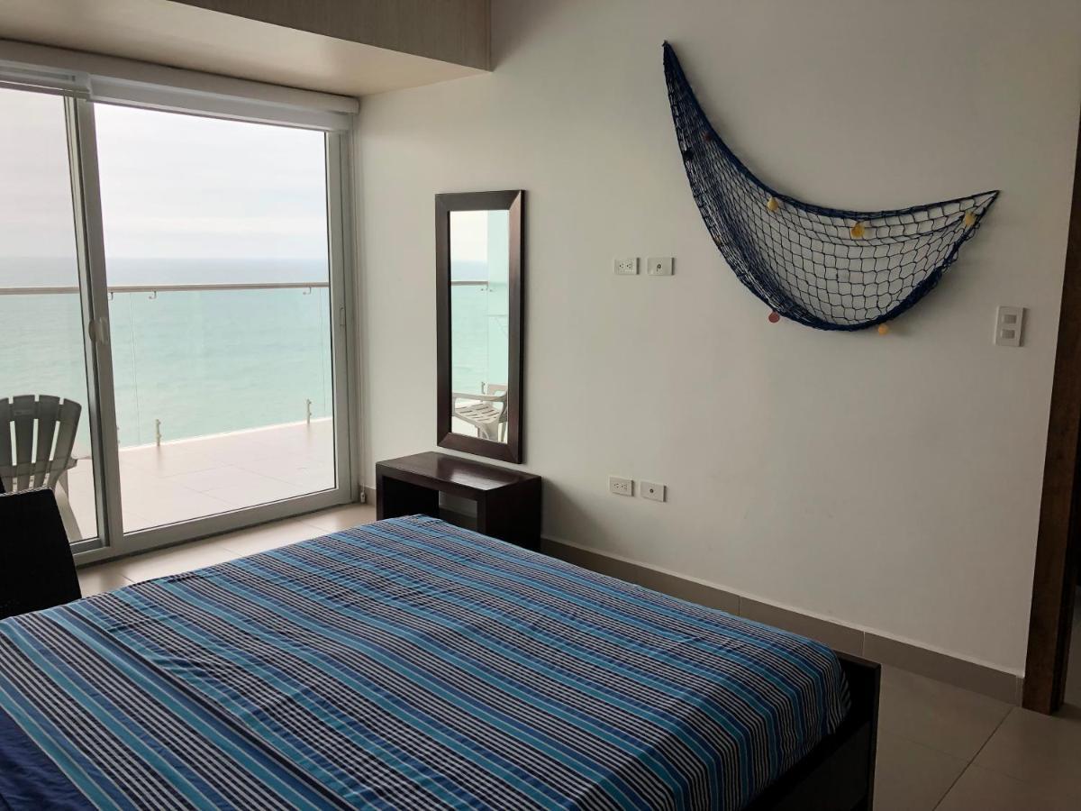 Departamentos Frente Al Mar En Playa Azul-tonsupa Apartment
